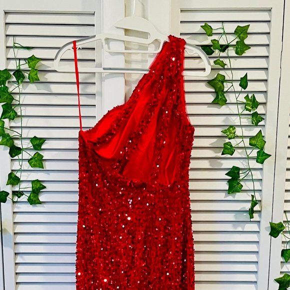 Red Berlinnova Mermaid Glitter One-Shoulder Backless Prom Dress With Sequins - Picture 3 of 6